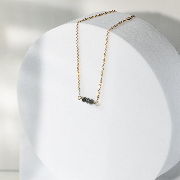 Goldenes Fußkettchen mit Salt and Pepper Diamanten Muna 142634