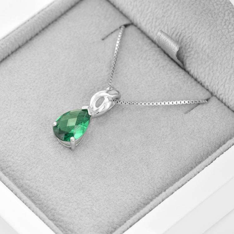 Silberanhänger mit simuliertem Smaragd-Tropfen Shrimati 74543