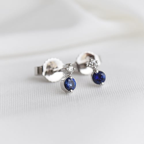 Cluster-Ohrringe mit Mondstein, Saphir und Diamanten Roseann
