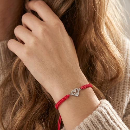 Armband mit einem Anhänger M und Diamant Lara