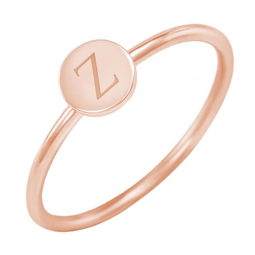 Goldring mit Gravur eines Buchstabens Babire