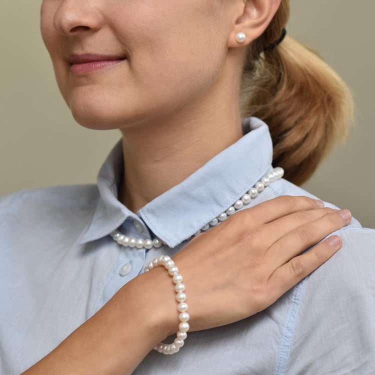 Schmuckkollektion aus Gold 23228