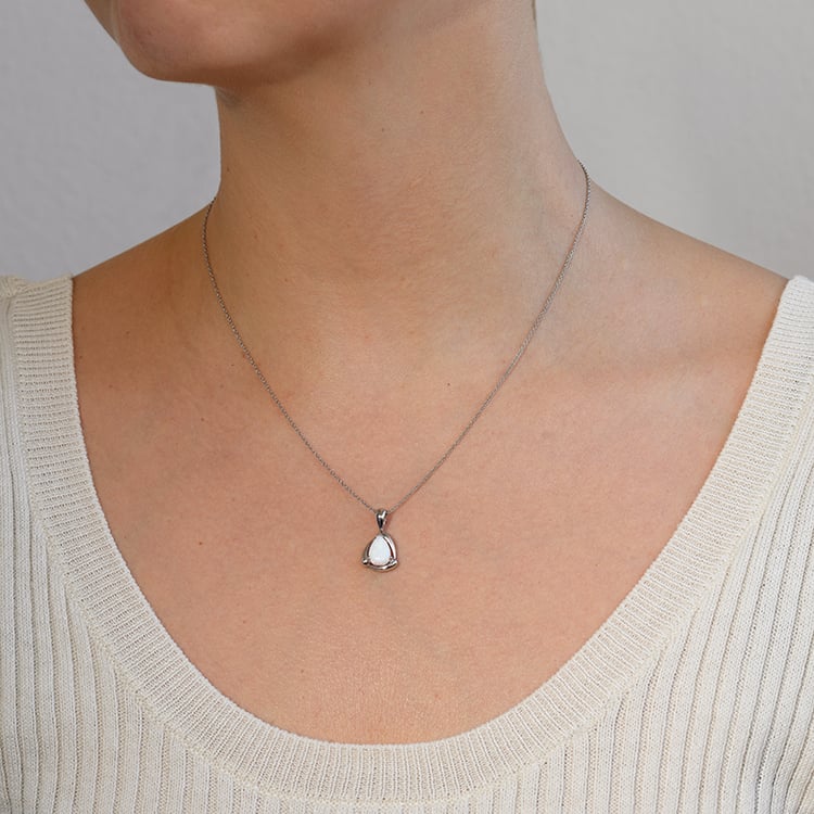 Silberanhänger mit weißem Opal Agrima 132807