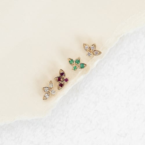 Goldener Piercing Ohrstecker mit weißen Topasen Amina