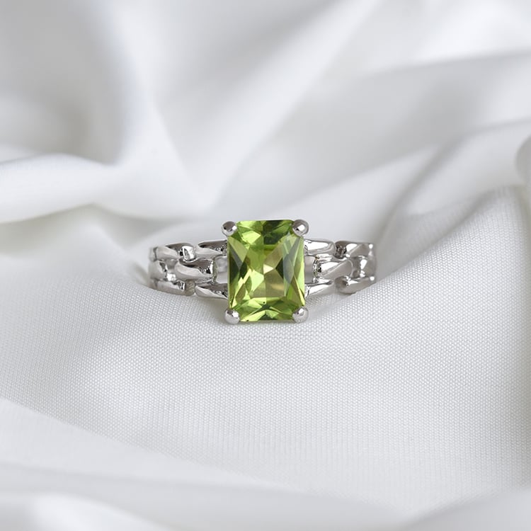 Einzigartiger Silberring mit Olivin Caylea 84704