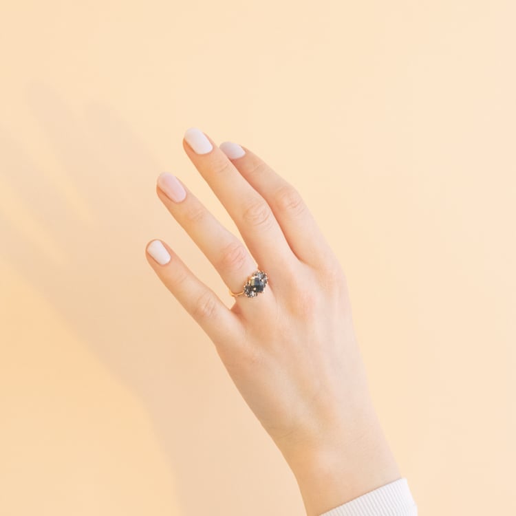 Atypischer Goldring mit Salt and Pepper Diamanten Kacey 100993