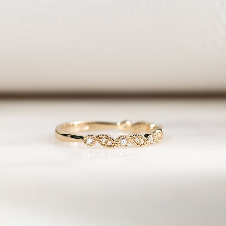 Vintage goldener Ehering mit Diamanten und Herrenring Sango 133104