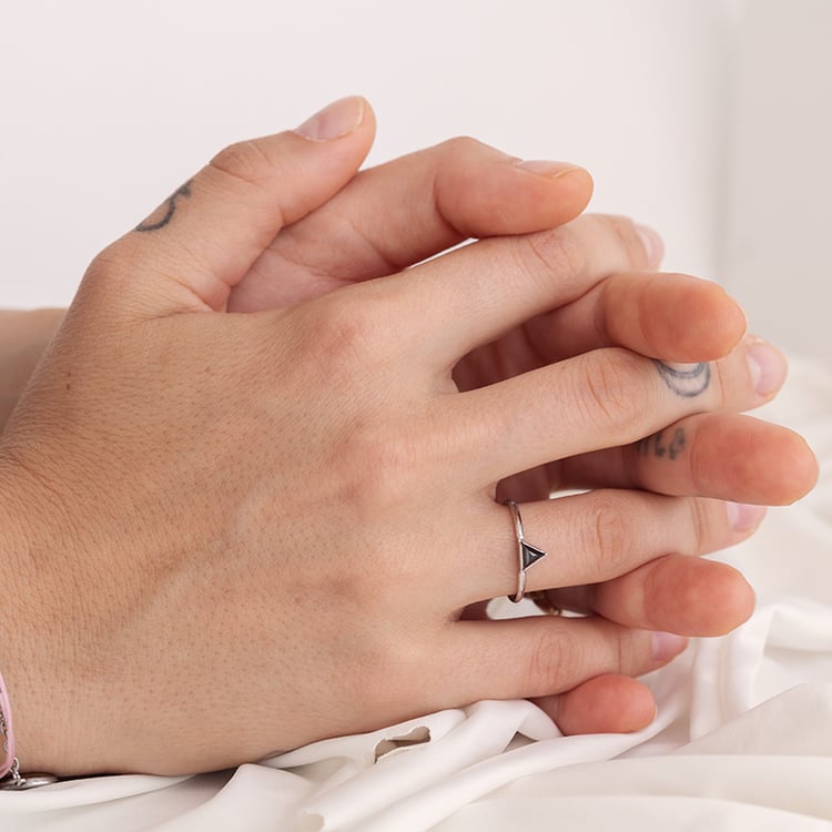 Goldring mit schwarzem Diamant Daslis 129181