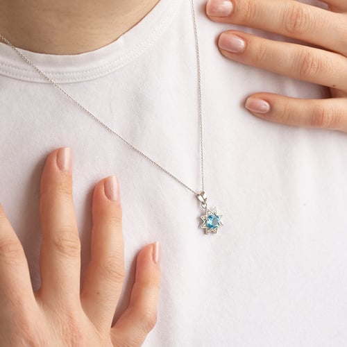 Silberne Anhänger mit Topas und Zirkonia in Sternform Bohemia
