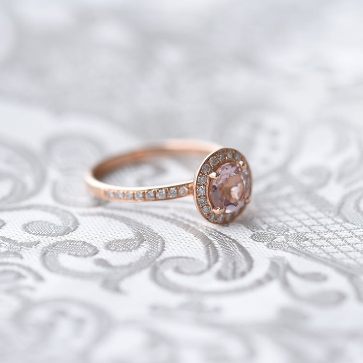 Verlobungsring aus Gold mit Diamanten 63069