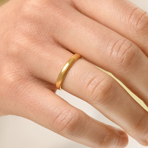 Abgerundete Eheringe aus Gold Ebie