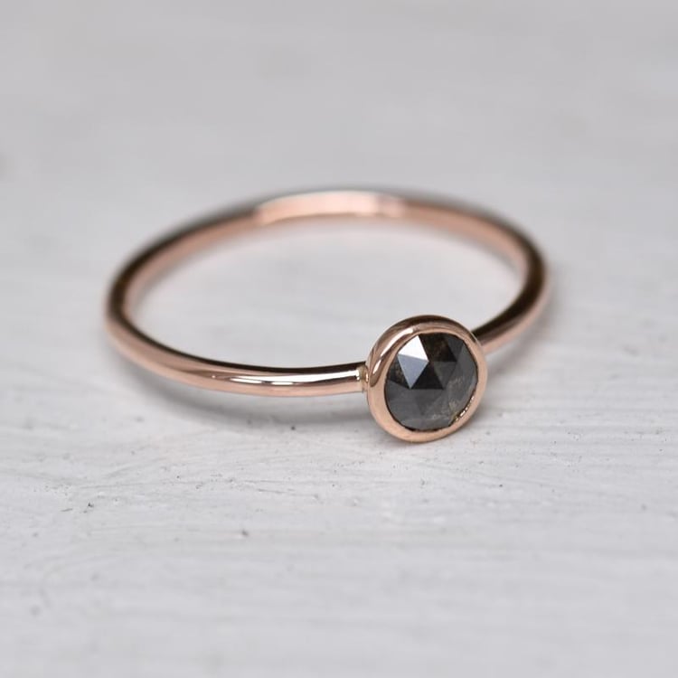 Ring mit Salt and Pepper Diamant Fermie 44977