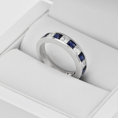 Silberner Memoryring mit Zirkonia Vuolo