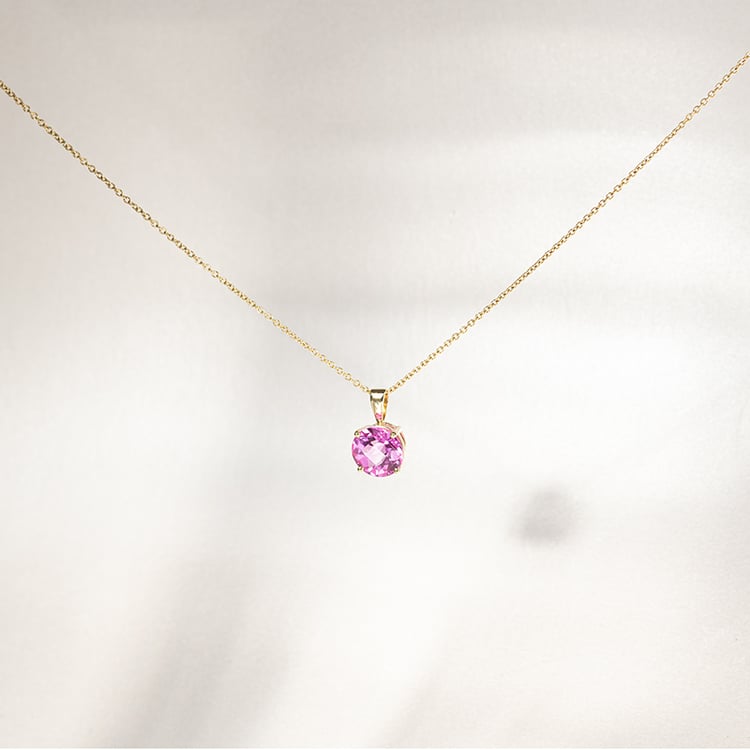 Rosa Saphir in Goldanhänger Icy 135235