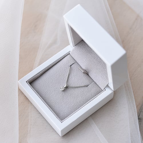 Platin Anhänger mit Diamanten Jadell