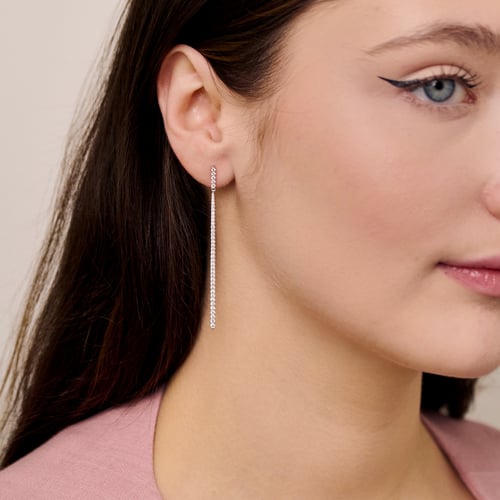 Luxuriöse Ohrringe aus Gold mit Lab Grown Diamanten Dilshad