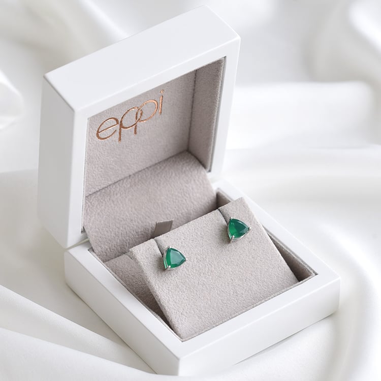 Zarte Ohrringe aus Silber mit grünen Onyxen Nellie 78671