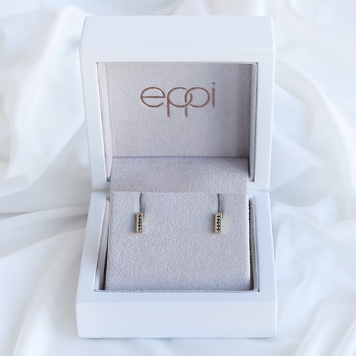 Minimalistisches Schmuckset mit schwarzen Diamanten Myghal