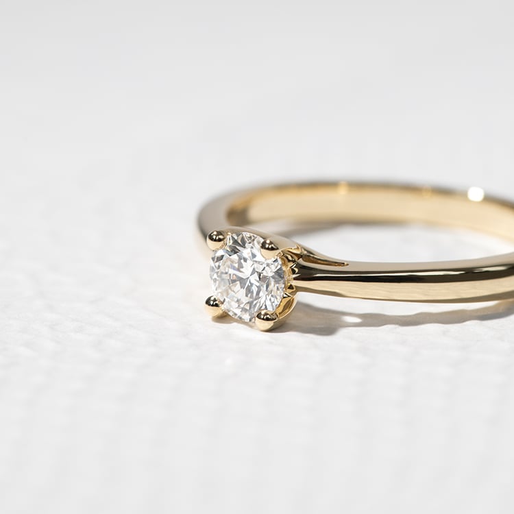 Verlobungsring mit GIA zertifiziertem Diamanten Katya 133370