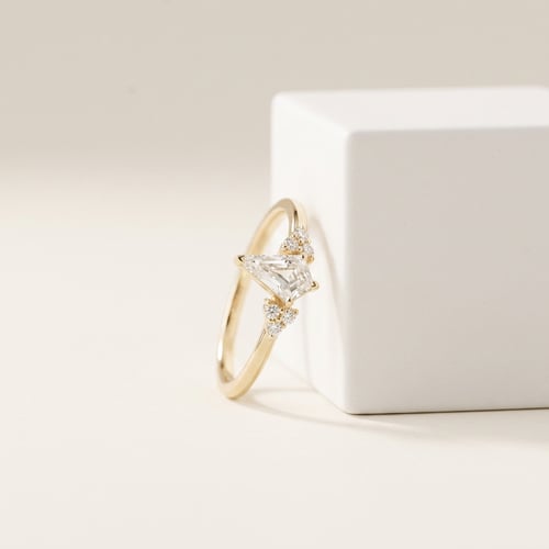 Verlobungsring mit 0.57ct IGI-zertifiziertem Lab Grown Diamanten Kettil