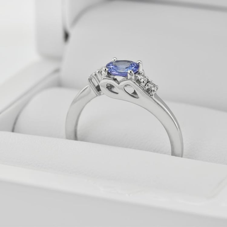 Tansanit und Diamanten in Goldring 31170