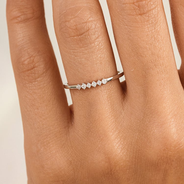 Minimalistischer Ring aus Silber mit Lab Grown Diamanten Casper 162801