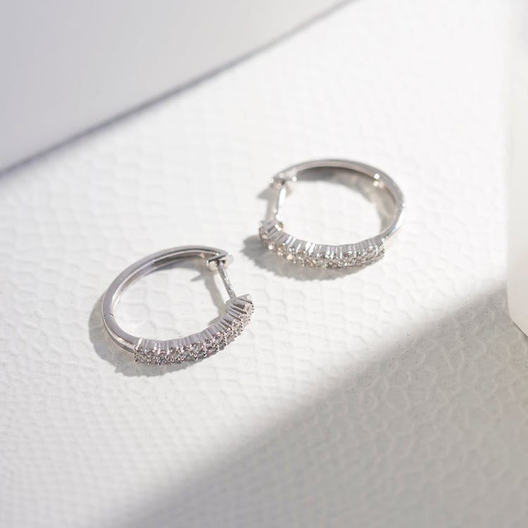 Runde Ohrringe mit Lab Grown Diamanten Nicholls 110836