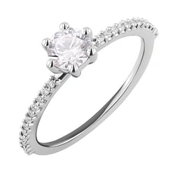 Silberner Verlobungsring mit Moissanit und Lab Grown Diamanten Cynthia