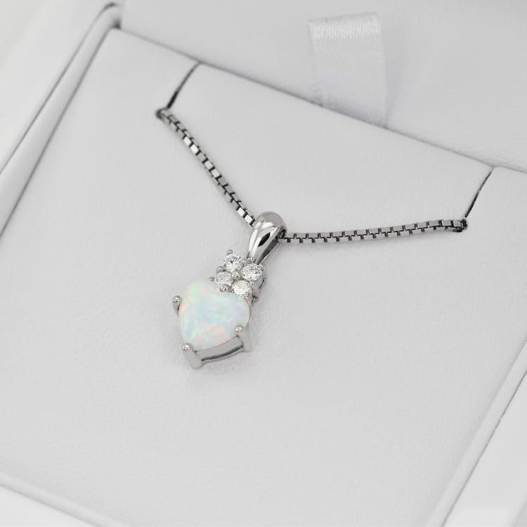 Silberne Anhänger mit Opal in Herzform und Zirkonia Dawel 23331