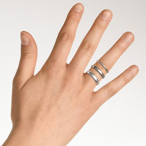 Abgerundete Eheringe aus Gold Ebie