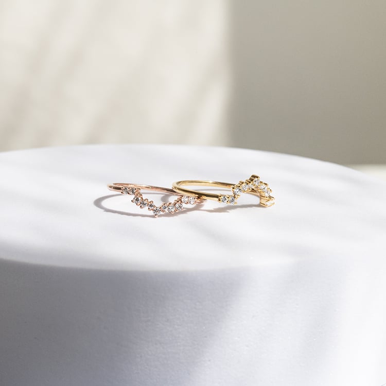 Ring in V-Form mit runden Lab Grown Diamanten Callum 141768