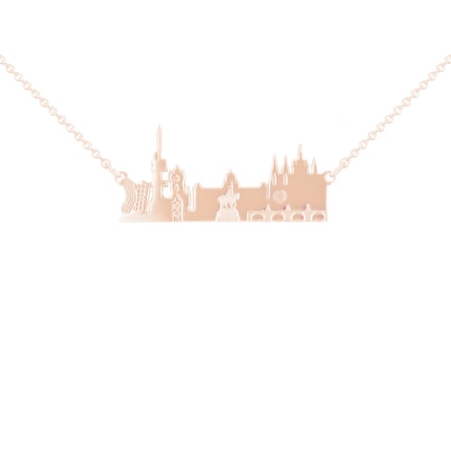 Goldene oder Platinkette mit Anhänger Stadt Prag