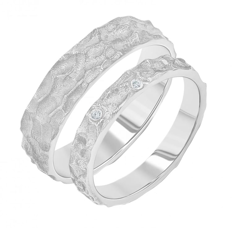 Eheringe mit atypischer Oberfläche Marry