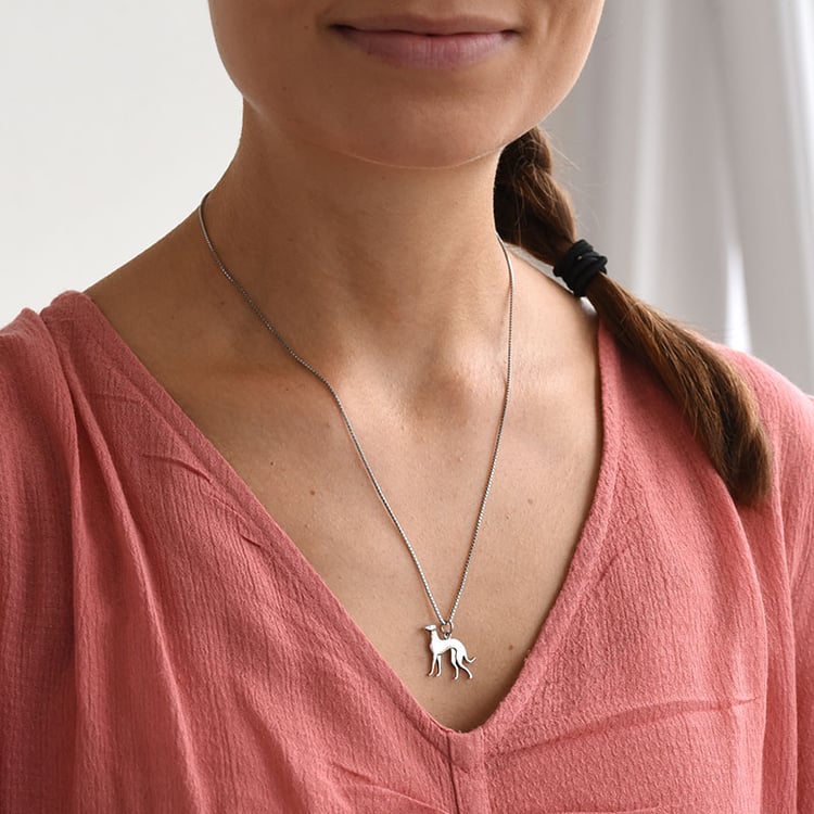 Silberner Anhänger in Form eines Greyhound 84467