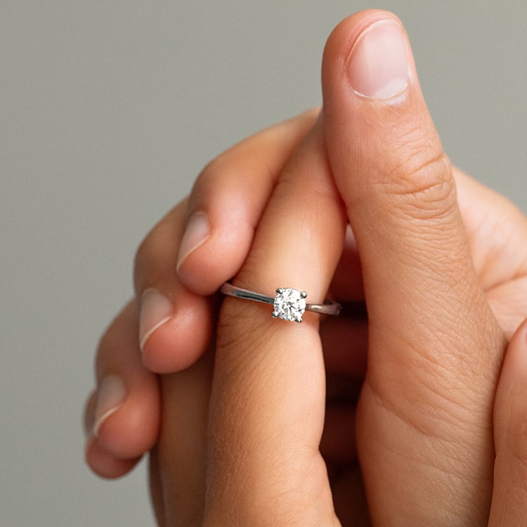 Verlobungsring mit Herz und Diamant Lenal 144621