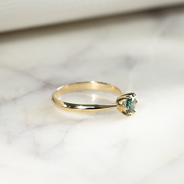 Verlobungsring aus Gold mit blauem Diamanten Iravan 132423