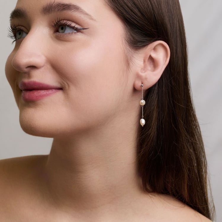 Silberne Hängeohrringe mit Perlen Klara 164069