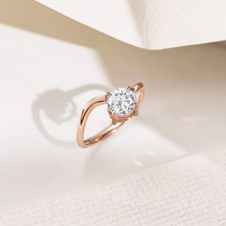 Ring mit rundem Diamanten 154751