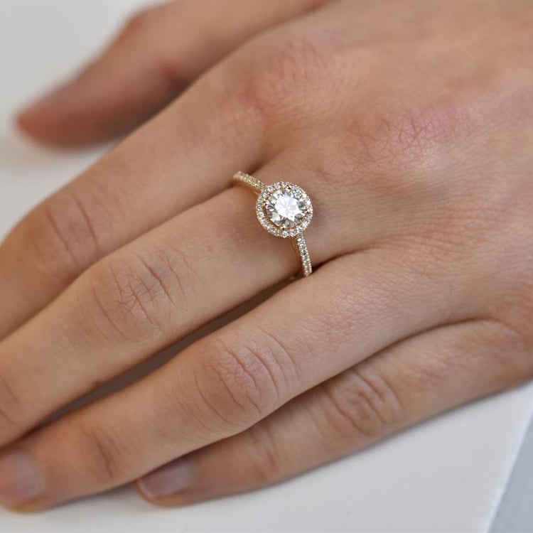 Goldring mit Moissanit und einem Meer von lab-grown Diamanten Adhafera 29480