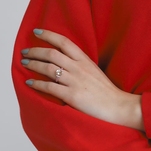 Morganitring mit Saphiren und Diamanten Jemiah