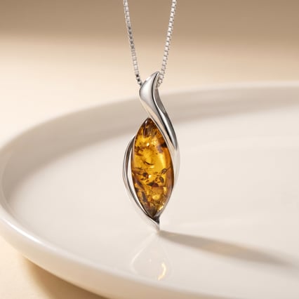 Silberanhänger mit Bernstein Lara