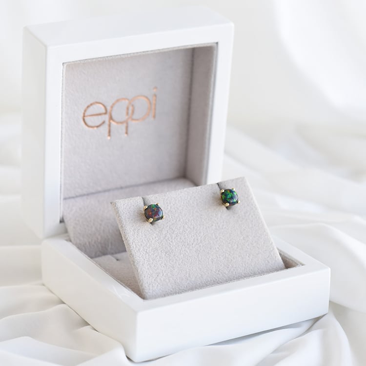 Goldene Ohrringe mit schwarzen Opalen Hulda 93796