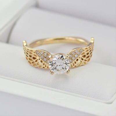  Maßgeschneiderter Schmuck