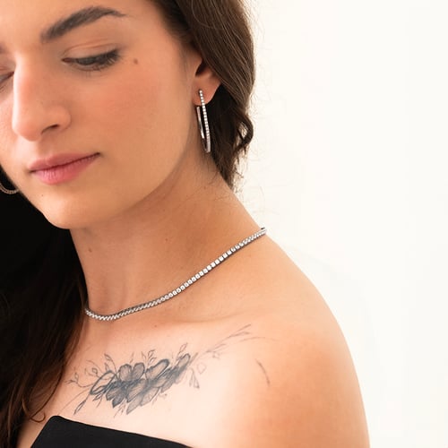 Goldene halbrunde Flexi Ohrringe mit Lab Grown Diamanten Streep