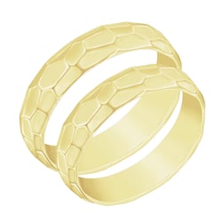 Glänzende gehämmerte Trauringe aus Gold Adalicia