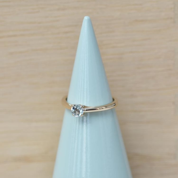 Verlobungsring mit Aquamarin aus Gold 45091