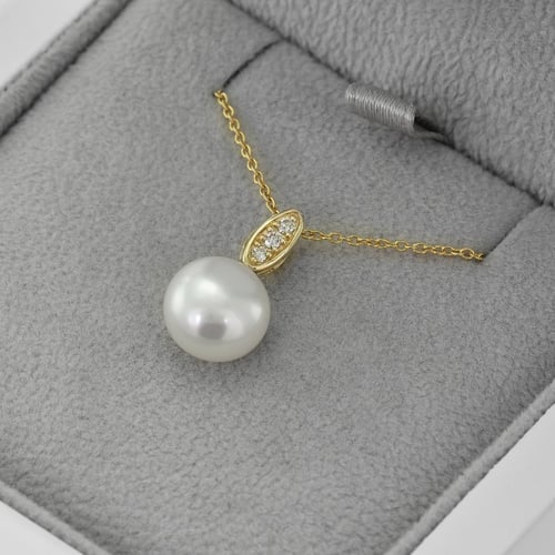 Silberner Anhänger mit Diamanten Alixa
