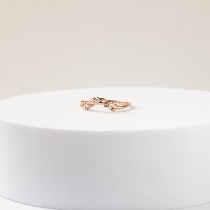 Ring in V-Form mit Blättern und Diamanten Aiden