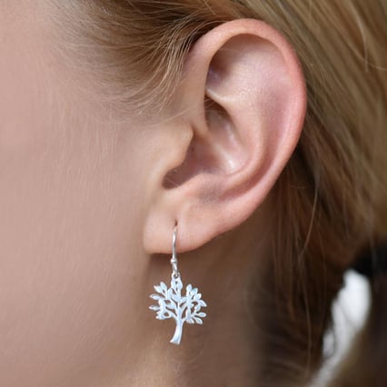 Silberne Ohrringe mit Baum des Lebens Kyrie