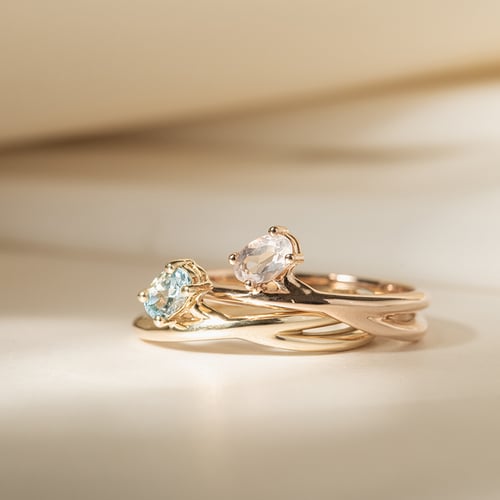 Ring mit einem ovalen Aquamarin Emeli